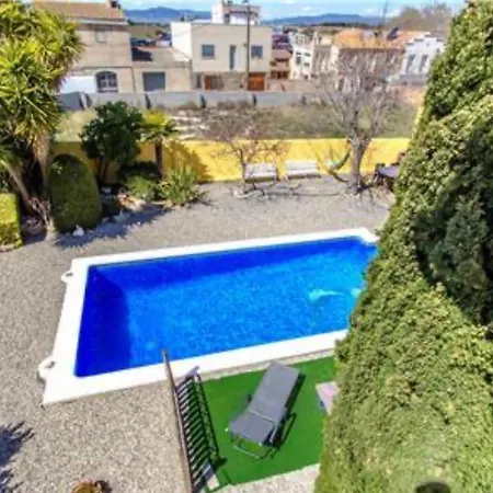 With A Private Pool, Just 19km To The Beaches Of Tarragona! Rodoñá