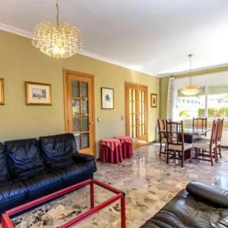 Semesterbostad With A Private Pool, Just 19km To The Beaches Of Tarragona!