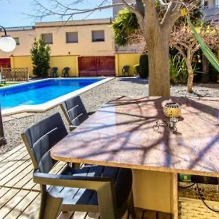 With A Private Pool, Just 19km To The Beaches Of Tarragona! * Rodoñá